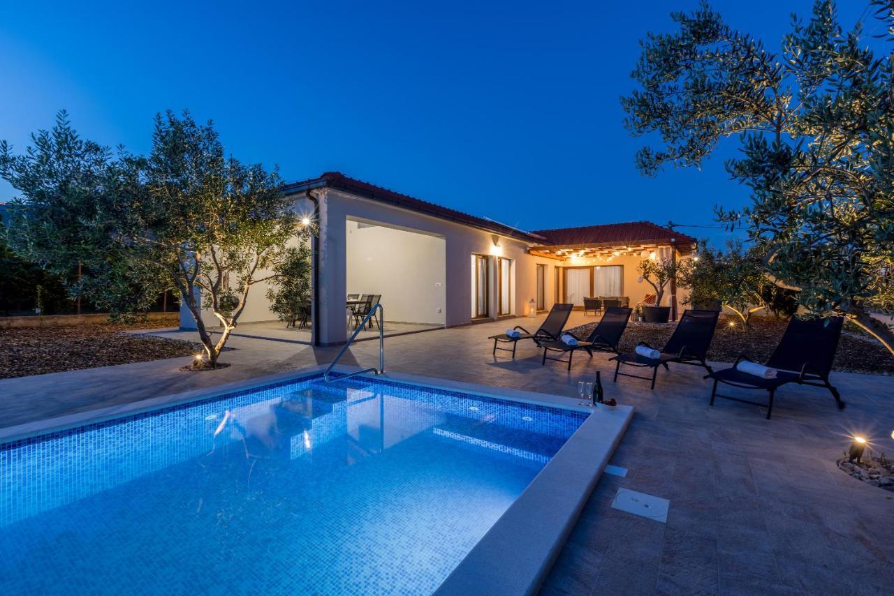 Villa Mamma Mia Kaštela Екстериор снимка