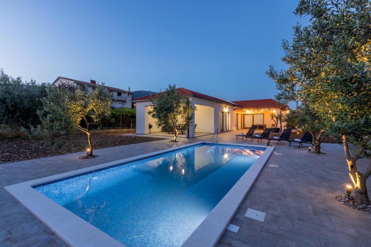 Villa Mamma Mia Kaštela Екстериор снимка