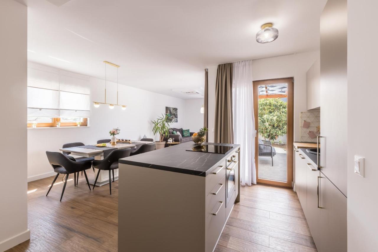 Villa Mamma Mia Kaštela Екстериор снимка